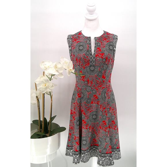 Liz Claiborne Dresses & Skirts - Liz Claiborne Floral Print Sleeveless Office Career A-Line Midi Dress Size 6